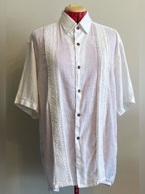 Tommy Bahama - all linen button up shirt Size Medium